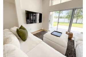 7895 Manor Forest Boulevard, Boynton Beach, FL 33436 - MLS#B26018504