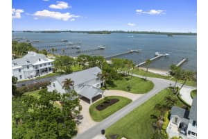 2529 Indian River Drive, Fort Pierce, FL 34946 - MLS#B26018513