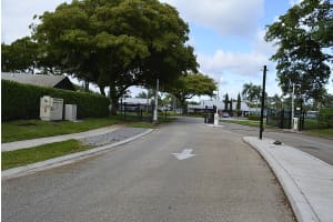 1148 Summit Trail Circle, West Palm Beach, FL 33415 - MLS#B26018534