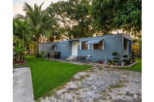 3 Ferne Lane, Greenacres, FL 33467 - MLS#B26018537