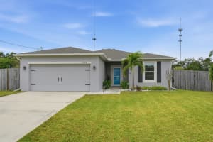 2220 Lucaya Street, Port Saint Lucie, FL 34952 - MLS#B26018544