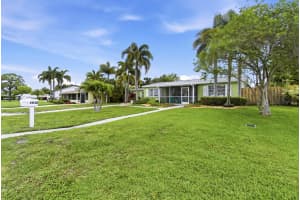 5650 Lake Osborne Drive, Lake Worth, FL 33461 - MLS#B26018552