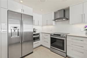 800 20th Avenue, Deerfield Beach, FL 33441 - MLS#B26018555