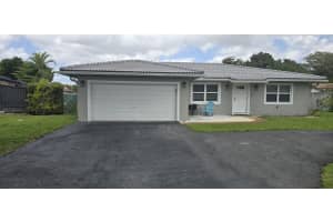 288 89th Avenue, Coral Springs, FL 33071 - MLS#B26018571