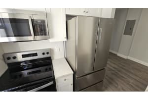 1142 4th Street, Miami, FL 33130 - MLS#B26018572