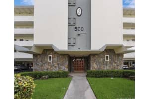 500 14th Avenue, Hallandale Beach, FL 33009 - MLS#B26018597