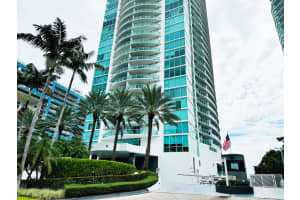 2101 Brickell Avenue, Miami, FL 33129 - MLS#B26018674