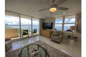 5440 Ocean Drive, Singer Island, FL 33404 - MLS#B26018712