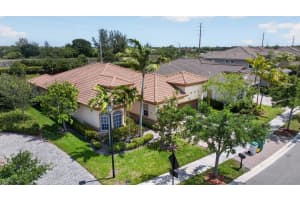 8850 Miralago Way, Parkland, FL 33076 - MLS#B26018746