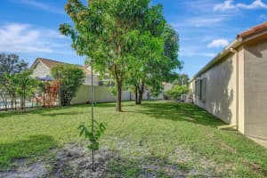 6172 Oak Bluff Way, Lake Worth, FL 33467 - MLS#B26018753