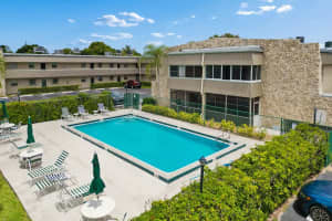 126 Sparrow Drive, Royal Palm Beach, FL 33411 - MLS#B26018762