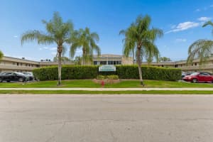 126 Sparrow Drive, Royal Palm Beach, FL 33411 - MLS#B26018762