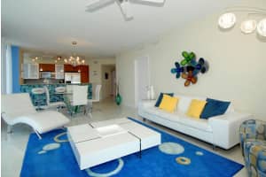 2821 Ocean Boulevard, Fort Lauderdale, FL 33308 - MLS#B26018770