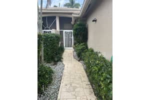 9719 Crescent View Drive, Boynton Beach, FL 33437 - MLS#B26018771