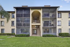 812 Sky Pine Way, Greenacres, FL 33415 - MLS#B26018775