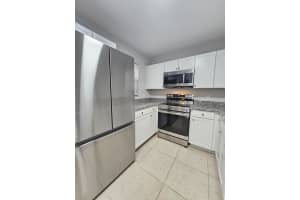 1545 Lake Crystal Drive, West Palm Beach, FL 33411 - MLS#B26018777