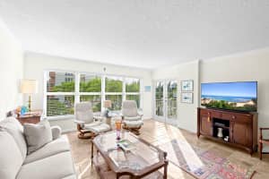 3000 Sunrise Boulevard, Fort Lauderdale, FL 33304 - MLS#B26018780