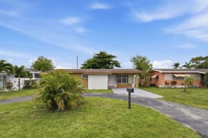 2712 Alcazar Drive, Miramar, FL 33023 - MLS#B26018789