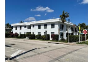 6 Lucerne Avenue, Lake Worth Beach, FL 33460 - MLS#B26018810