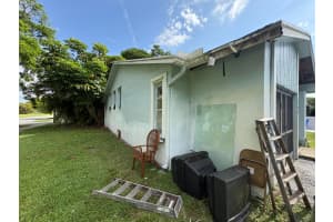 5586 Lakewood Cir Circle, Margate, FL 33063 - MLS#B26018897