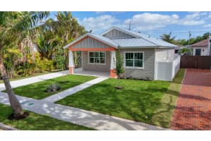 1017 Ardmore Road, West Palm Beach, FL 33401 - MLS#B26018899