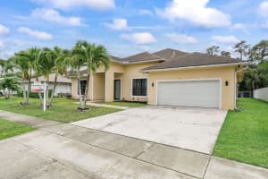 123 Bilbao Street, Royal Palm Beach, FL 33411 - MLS#B26018906