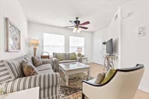 158 Peacock Boulevard, Port Saint Lucie, FL 34986 - MLS#B26018908