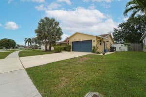 6160 Silver Oak Drive, Lake Worth, FL 33467 - MLS#B26018922