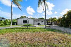 6530 Hayes Street, Hollywood, FL 33024 - MLS#B26018926
