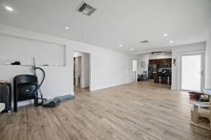 6530 Hayes Street, Hollywood, FL 33024 - MLS#B26018926