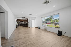 6530 Hayes Street, Hollywood, FL 33024 - MLS#B26018926