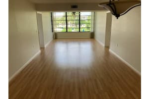 3635 Whitehall Drive, West Palm Beach, FL 33401 - MLS#B26018936