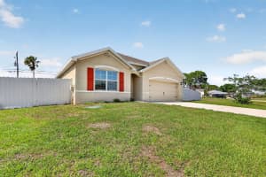 393 Tarra Avenue, Port Saint Lucie, FL 34953 - MLS#B26018944