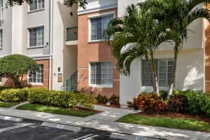 10103 Myrtlewood Cir Circle, Palm Beach Gardens, FL 33418 - MLS#B26019004