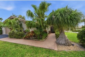 5743 Lakeview Mews Drive, Boynton Beach, FL 33437 - MLS#B26019005