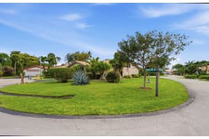 5743 Lakeview Mews Drive, Boynton Beach, FL 33437 - MLS#B26019005