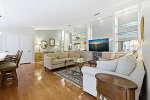 701 Silverleaf Oak Court, Palm Beach Gardens, FL 33410 - MLS#B26019019