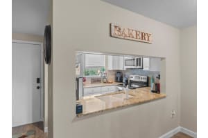 1901 Indian River Boulevard, Vero Beach, FL 32960 - MLS#B26019026