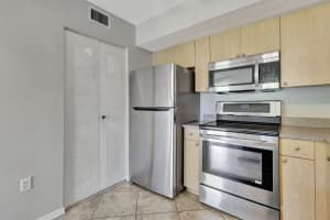 116 Villa Circle, Boynton Beach, FL 33435 - MLS#B26019028
