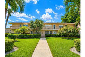 99 Canterbury D, West Palm Beach, FL 33417, West Palm Beach, FL 33417 - MLS#B26019046