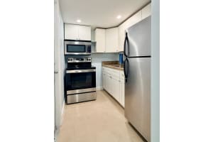 251 6th Avenue, Pompano Beach, FL 33060 - MLS#B26019066