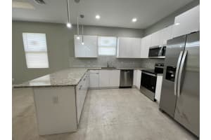 227 E Street, Lake Worth Beach, FL 33460 - MLS#B26019074