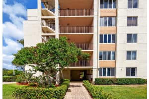 3223 Riverside Drive, Coral Springs, FL 33065 - MLS#B26019076