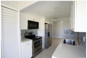 8002 Lagos De Campo Boulevard, Tamarac, FL 33321 - MLS#B26019080