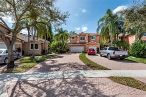 5704 127th Terrace, Coral Springs, FL 33076 - MLS#B26019087