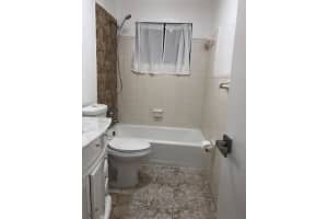 5112 Hollywood Boulevard, Hollywood, FL 33021 - MLS#B26019089