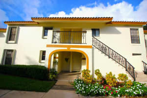 2900 Olivewood Terrace, Boca Raton, FL 33431 - MLS#B26019133