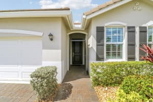 2011 Golden Oak Trail, Jensen Beach, FL 34957 - MLS#B26019151