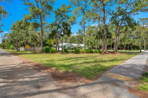 5800 Gun Club Road, West Palm Beach, FL 33415 - MLS#B26019183