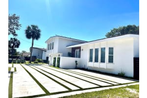 19960 Highland Lakes Boulevard, Miami, FL 33179 - MLS#B26019221